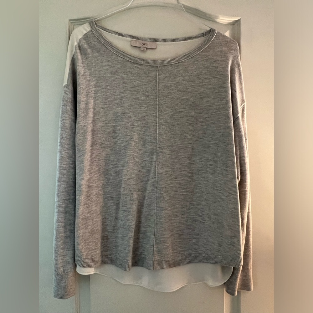 LOFT - gray sweater - size L - gray/cream
